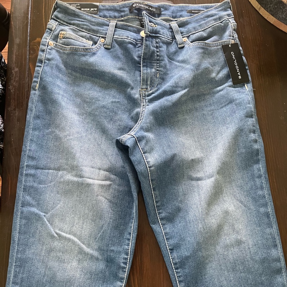 Bandolino capris